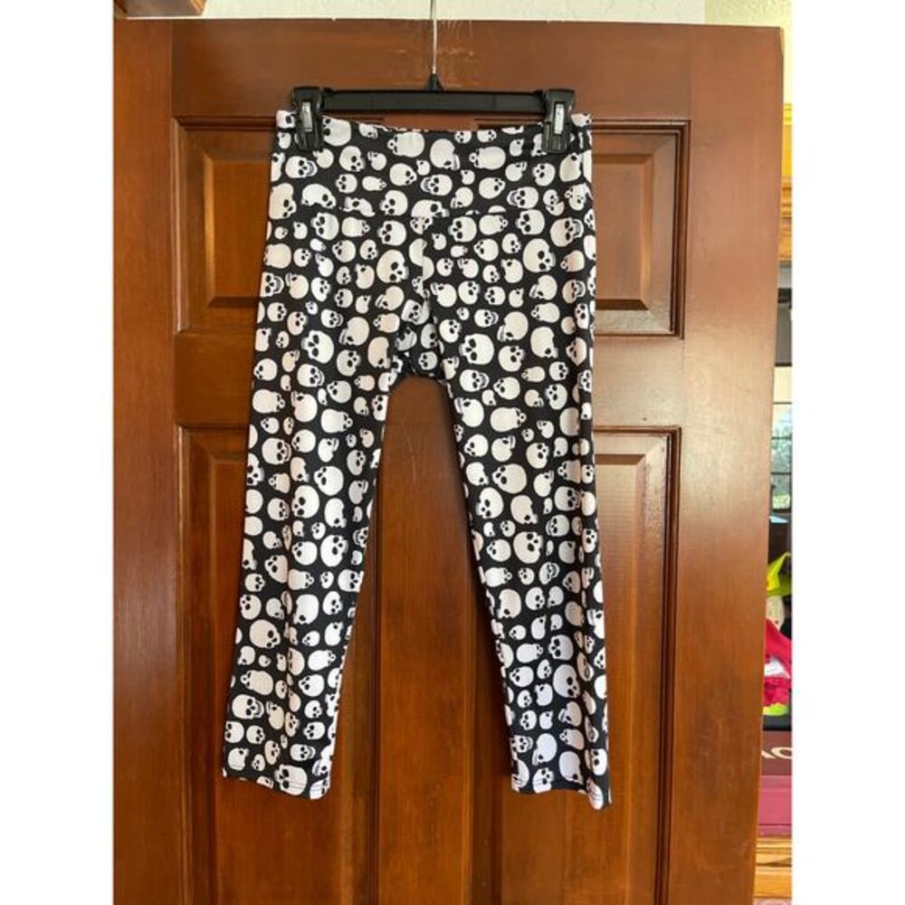 ONZIE SKULL CAPRI LEGGINGS S/M